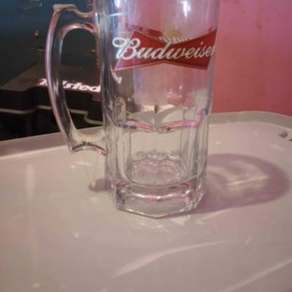 Collector Budweiser mugs - Picture 4 of 4